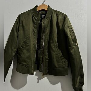 Forever 21 Girls Bomber Jacket Size 5/6